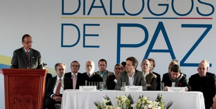 Diálogos de paz Gobierno colombiano y ELN.