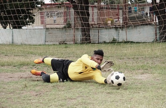 El santiaguero Nelson Johnston tiene el mejor promedio de goles recibidos por minutos