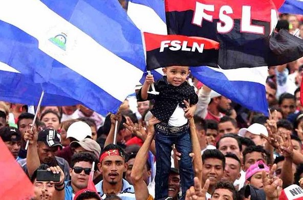 Pueblo sandinista festeja aniversario de la Revolución