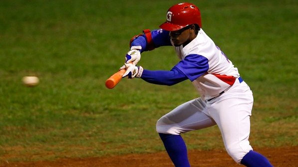 Roel Santos
