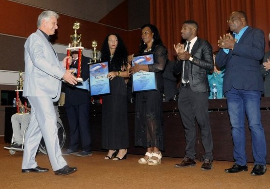 Gala de premiación  a los atletas del año en Cuba