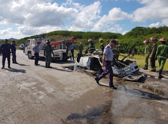 Muertos y lesionados deja accidente vial en la cercanía de Santa Clara