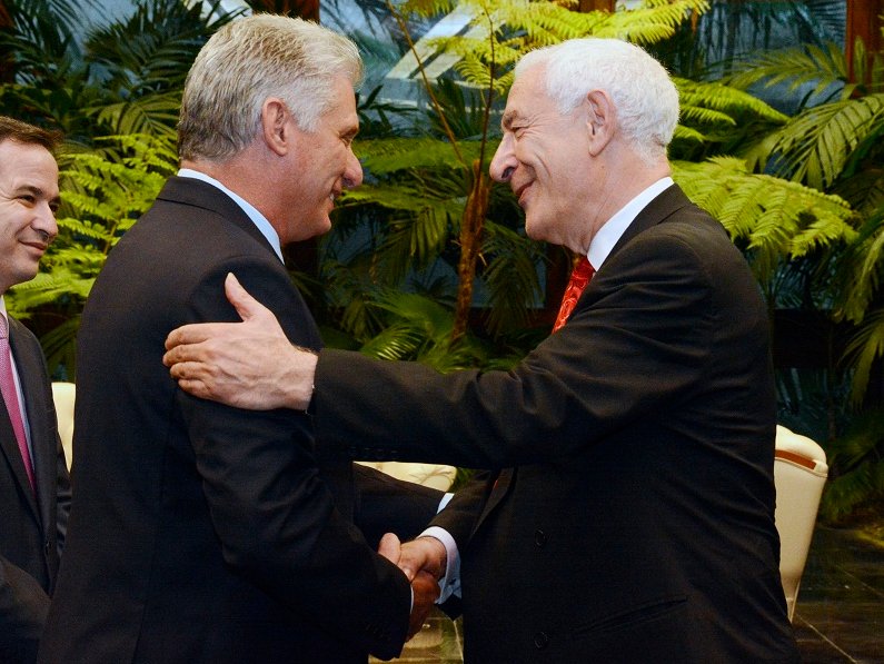 Miguel Díaz-Canel Bermúdez y  Lord David Triesman