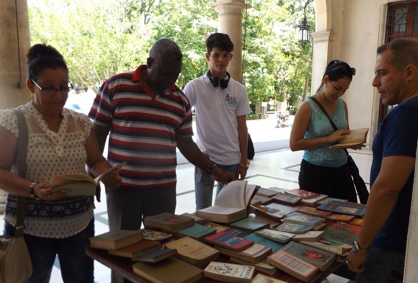 Fiesta de libros en la Biblioteca Provincial de Camagüey