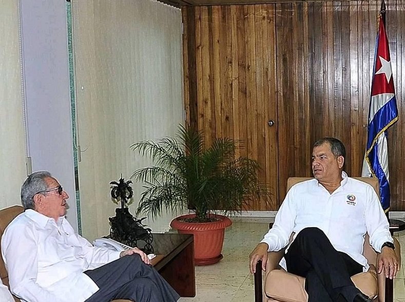 Raúl Castro y Rafael Correa
