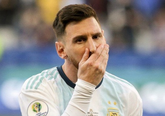 Acusan que Fifa habría manipulado votos para favorecer a Messi