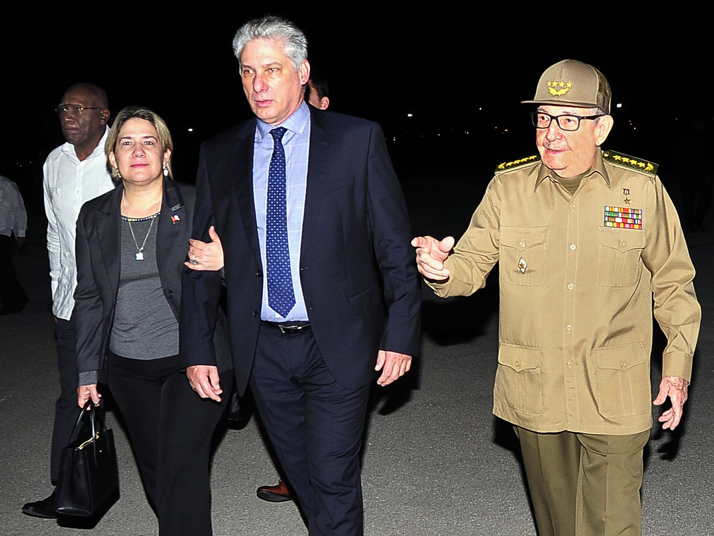Recibimiento a Díaz-Canel