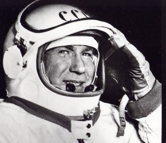 Alexéi Leónov, el cosmonauta soviético que realizó el primer paseo espacial