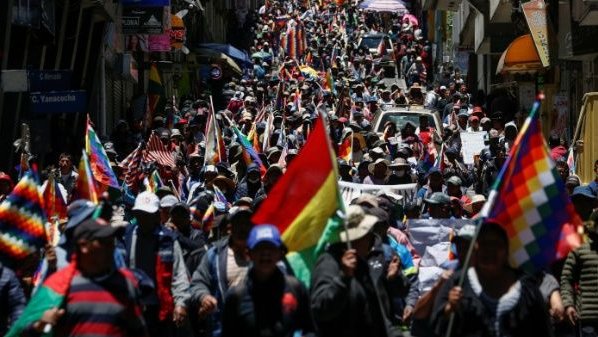 Las protestas de sectores campesinos e indígenas se extiende al cese de la represión de la policía y el ejército