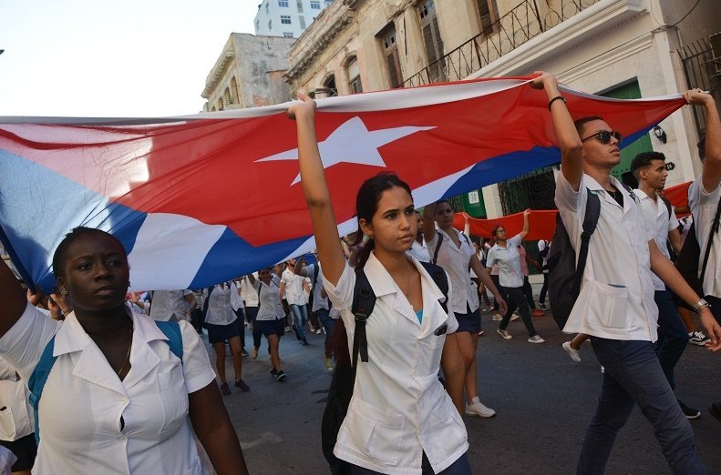 Homenaje a los ocho estudiantes de Medicina