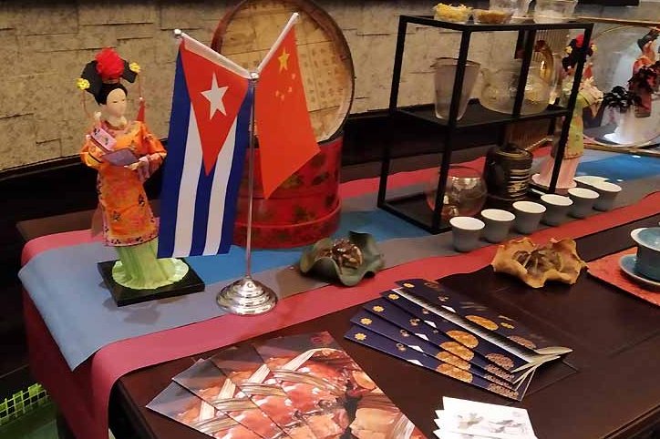 Cuba y agencia china Ctrip firman acuerdo de promoción turística