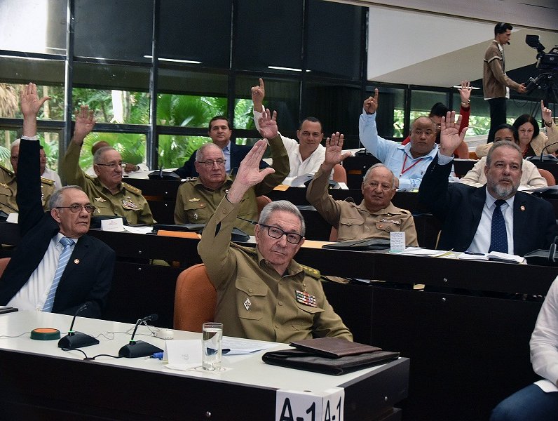 Convoca Raúl a estudiar el discurso del Presidente cubano