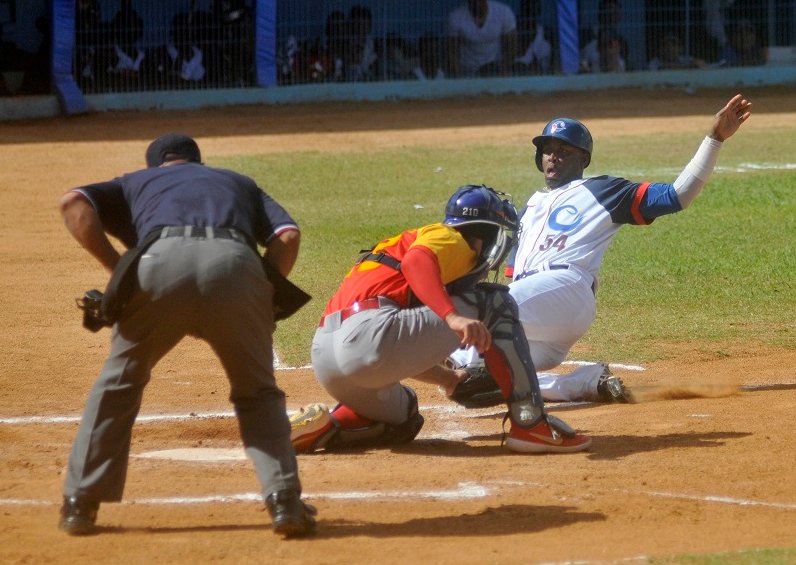 Segundo partido de la final de la 59 Serie Nacional de Béisbol