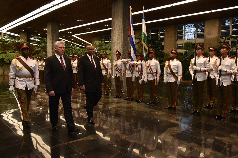 Miguel Díaz-Canel Bermúdez, recibió  a Su Majestad Letsie III, Rey de Lesoto