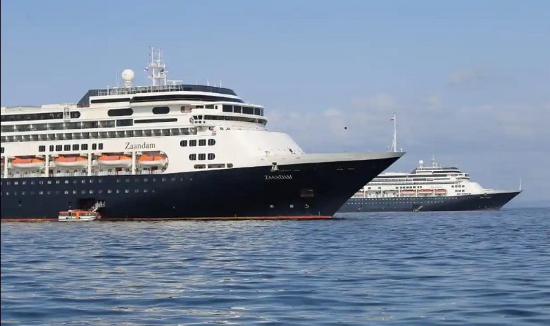 Al Zaandam, que partió de Argentina el 7 de marzo pasado y le fueron cerrados puertos en Chile, Perú y Ecuador, solo se le tendió una mano en Panamá, donde estuvo varado con cuatro personas muertas a bordo y varias decenas enfermas