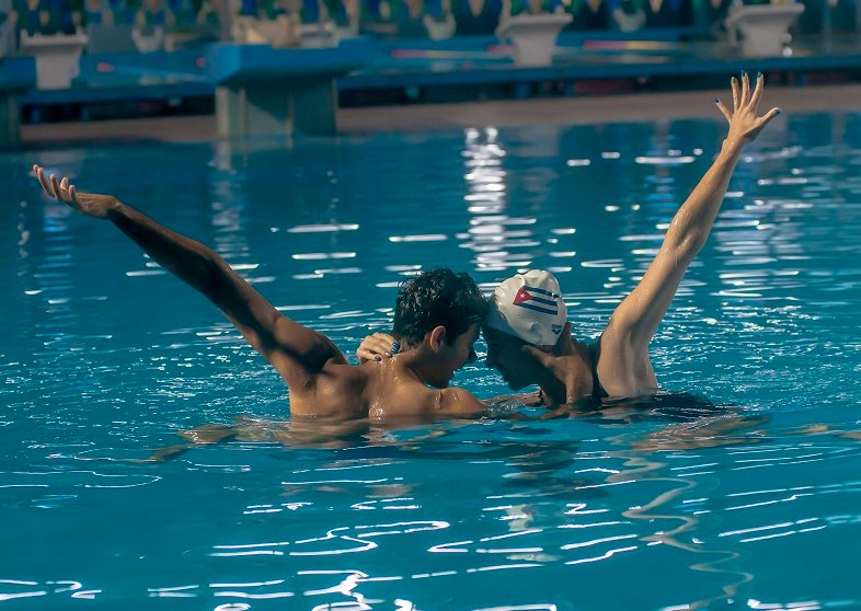Dúo mixto en natación artística