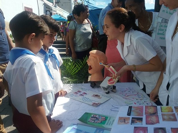 La Universidad de Ciencias Médicas de Matanzas tiene su propio stand