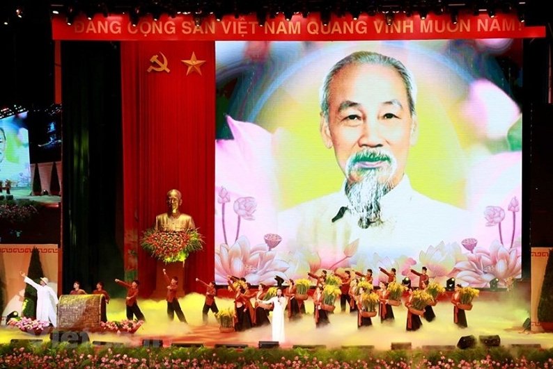 Hubo una presentación artística