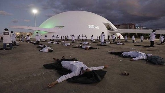 Protesta del personal de la Salud en Brasil
