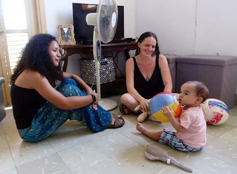 Dachelys Valdés y Hope Bastian, madres de Paulo