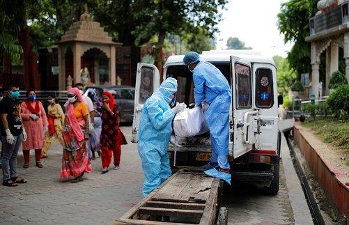La India registra el mayor aumento de casos diarios de coronavirus a nivel mundial tras sumar 78.761 nuevos contagios.
