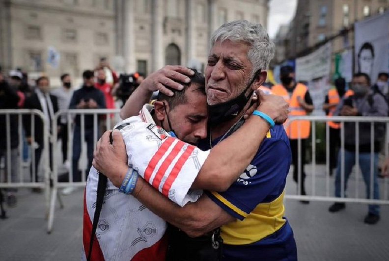 Hinchas de Boca y River