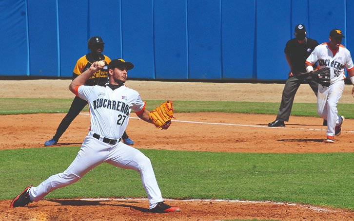 El derecho villaclareño, Pablo Luis Guillén, acordó con los Tigres de Aragua.