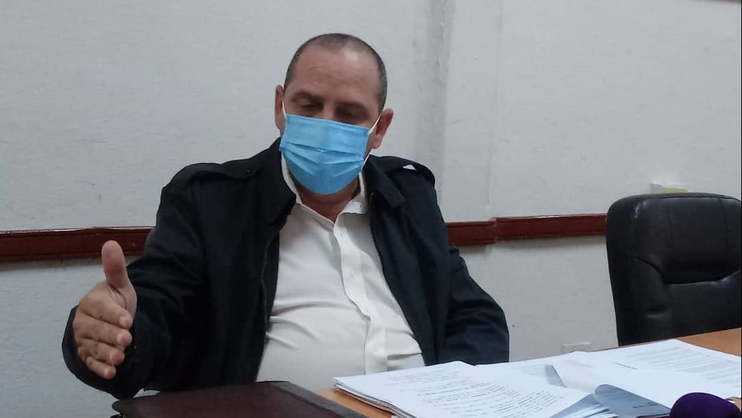 Doctor Salvador Tamayo Muñiz, director provincial de salud en Cienfuegos