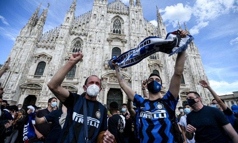 El Inter regresó a la cima del balompié en Italia