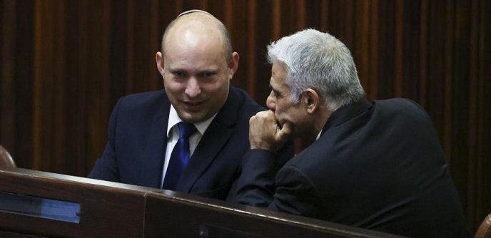 Naftali Bennett  y Yair Lapid