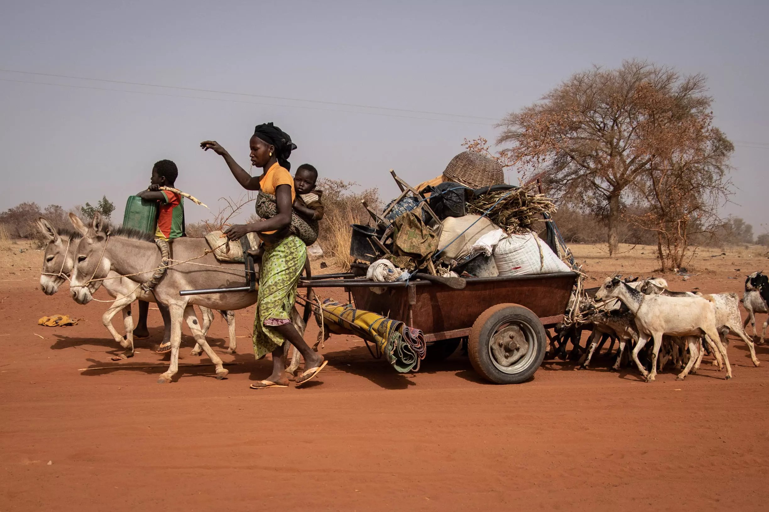 Alrededor de dos millones de personas han tenido que huir de sus hogares debido a la violencia en Burkina Faso, Malí y Níger