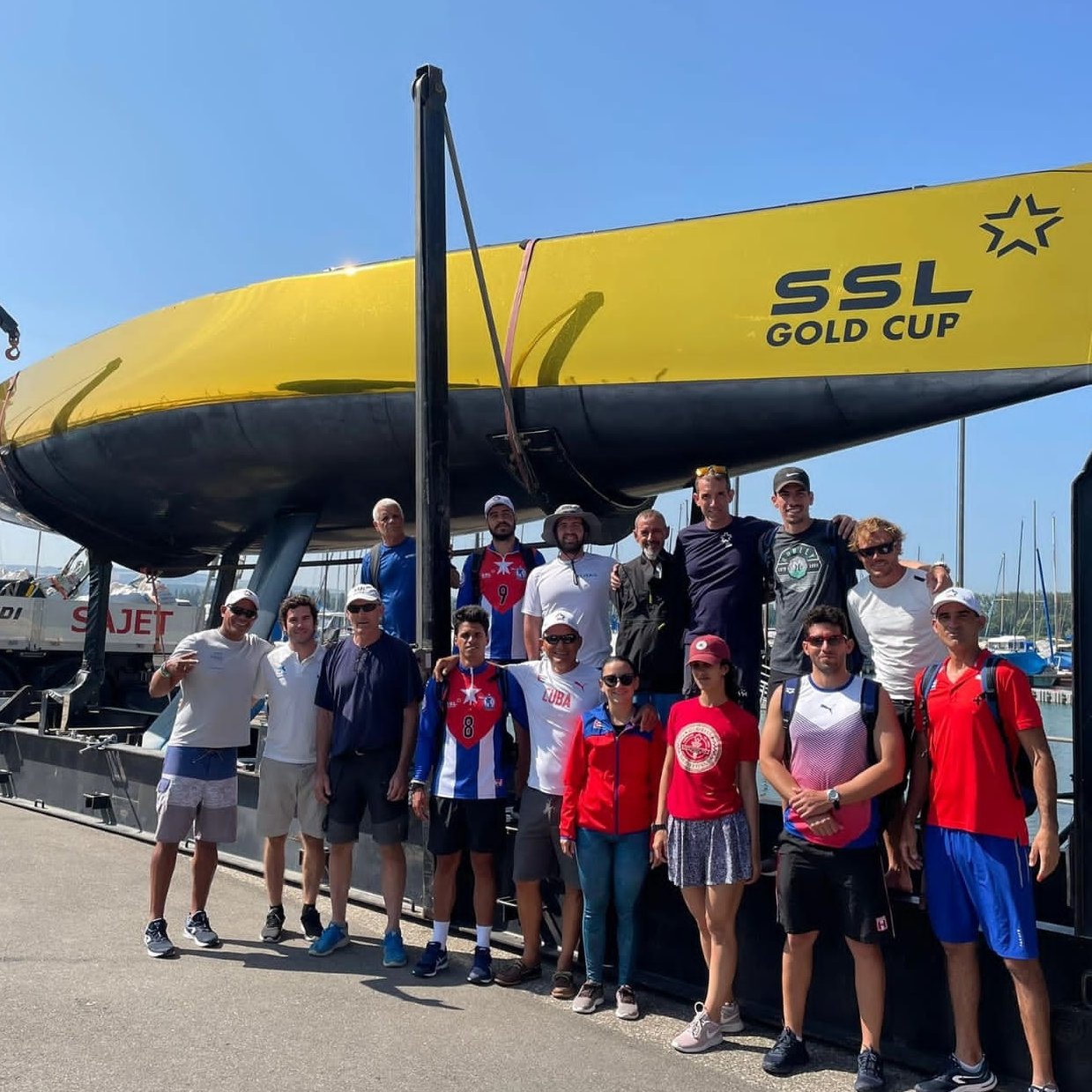 La organización del evento garantizó a los cubanos los botes para los entrenamientos, así como los servicios de un entrenador de experiencia en ese tipo de embarcaciones.