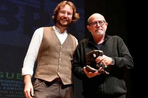 Entregaron Premio Leteo a Silvio Rodríguez