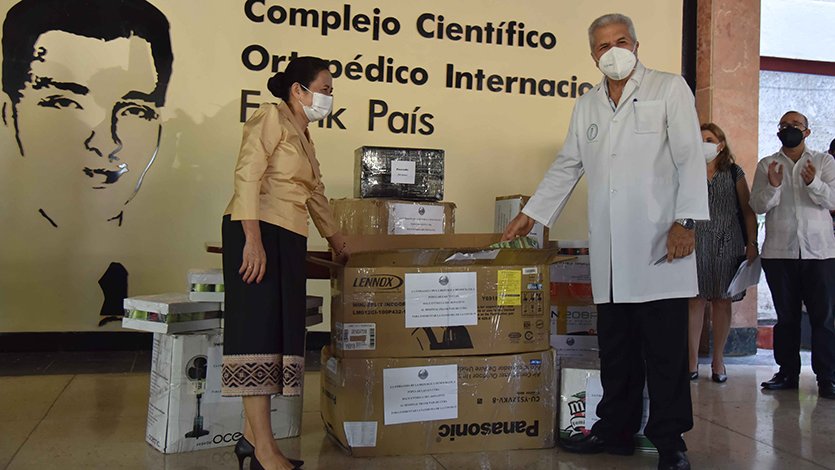Donativo de Laos a Cuba