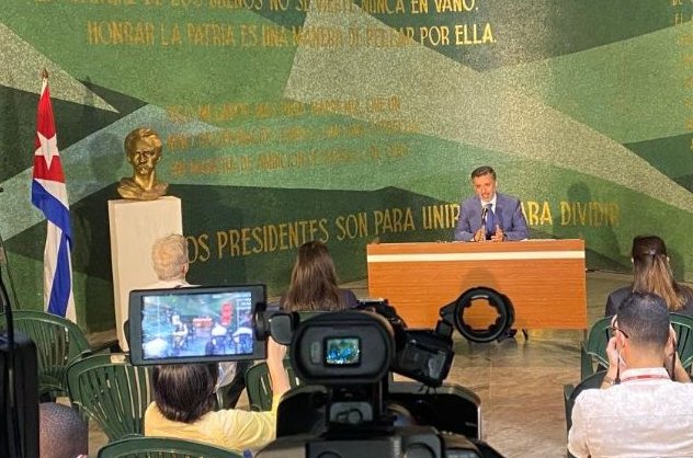 Conferencia de Prensa de Sacha Llorenti