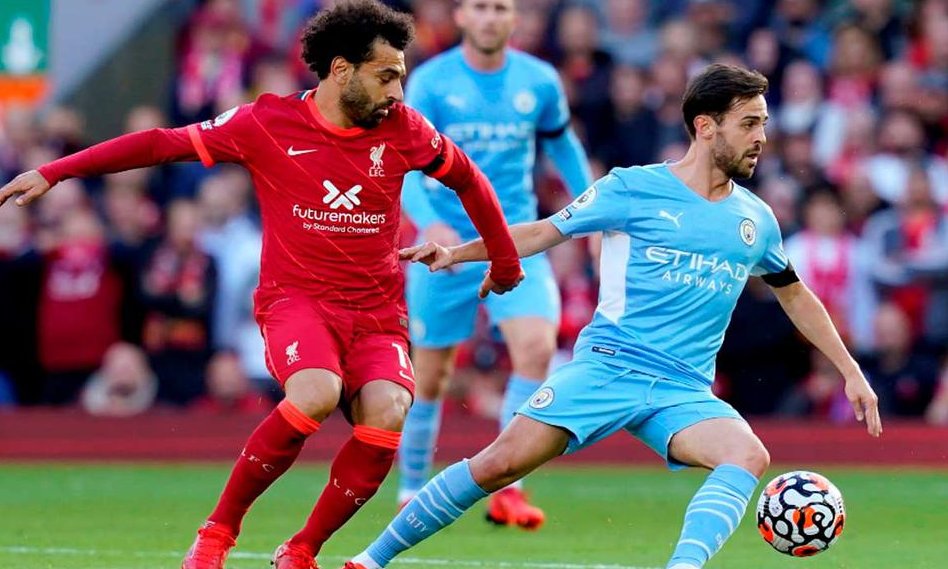 Liverpool y Manchester City aún mantienen el pulso por el liderato navideño de la Premier League.