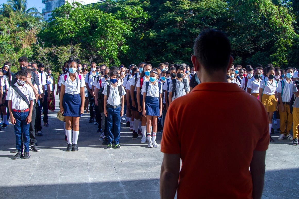 Inicia un nuevo curso escolar en Cuba