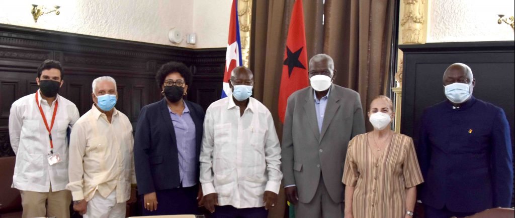 Encuentro entre Esteban Lazo y su homólogo  de Guinea-Bissau, Excmo. Sr. Cipriano Cassama