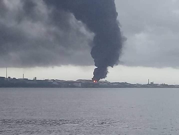 Incendio en zona industrial de Matanzas