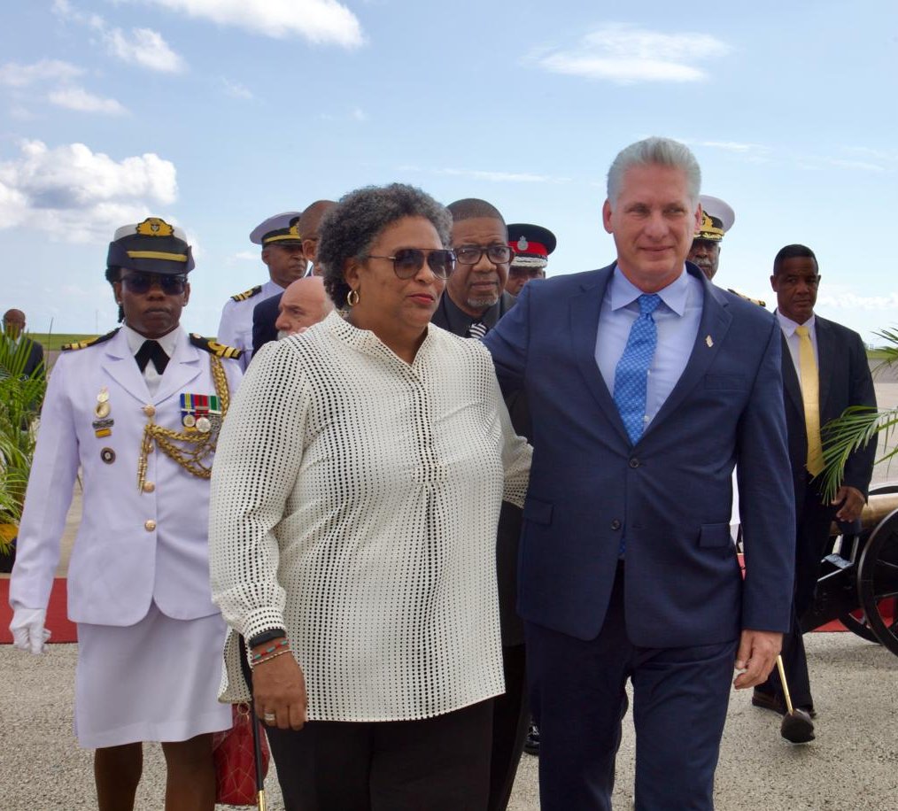 Mia Amor Mottley, Primera Ministra de Barbados, recibió al jefe de Estado cubano