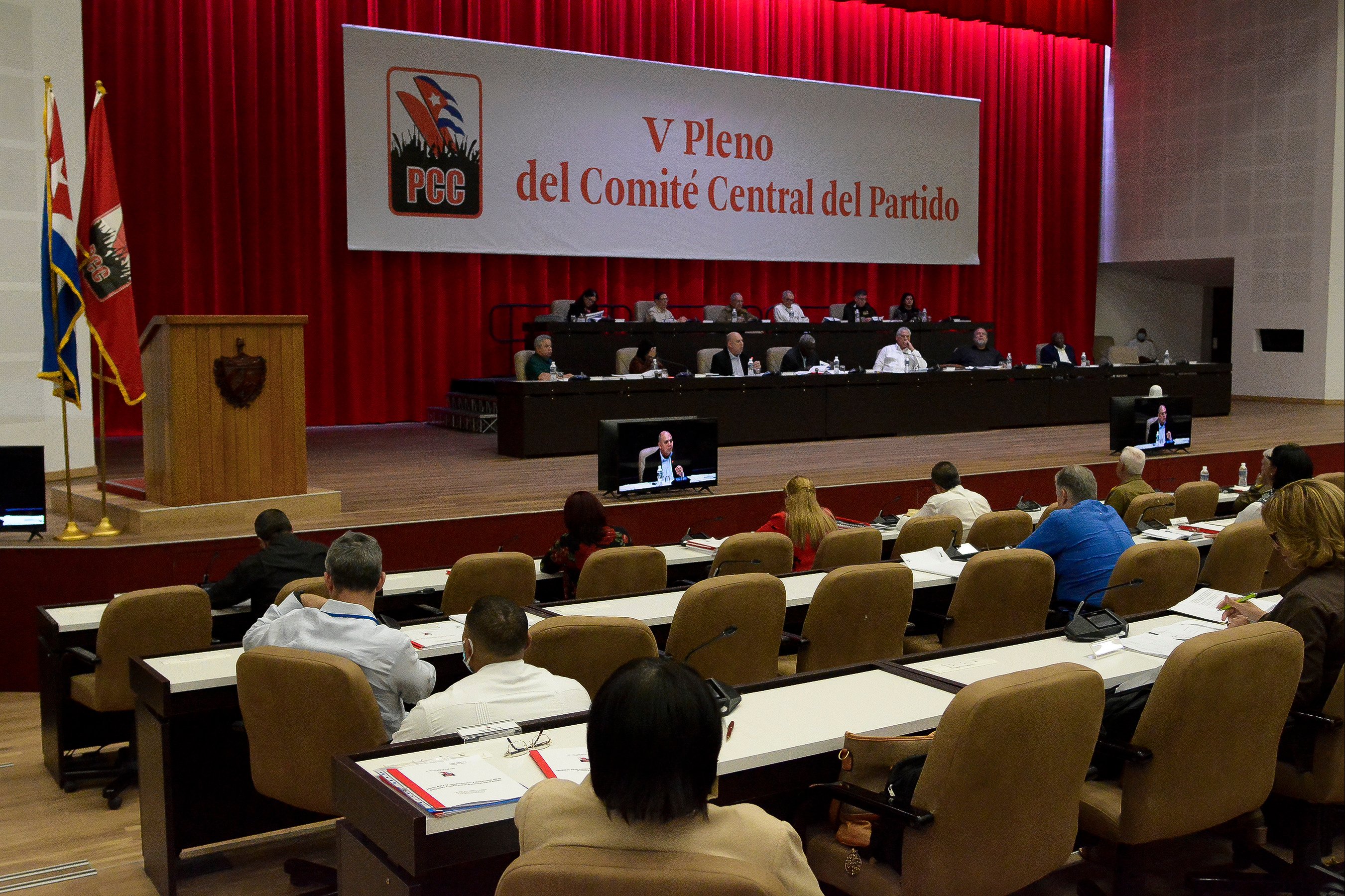 V Pleno del Comité Central del Partido Comunista de Cuba
