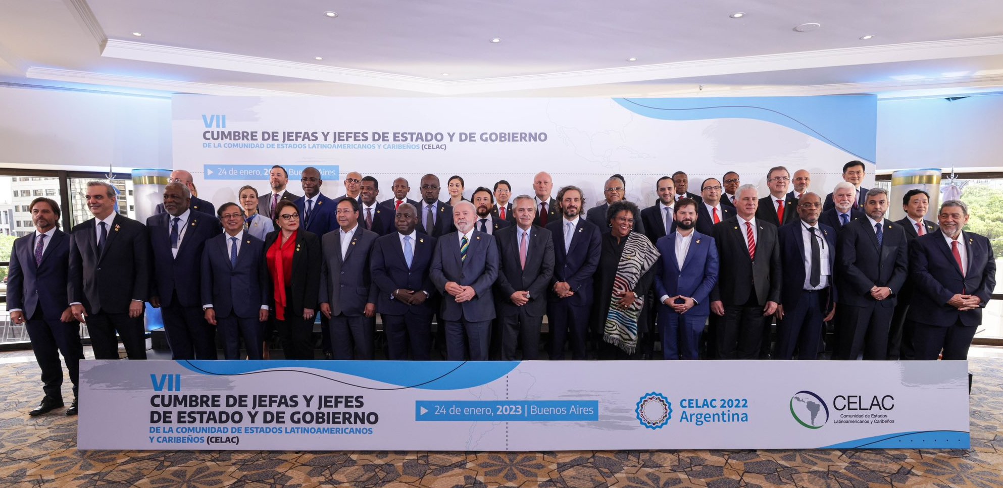 Foto oficial de los Jefes de Estado y de Gobiernos participantes en la VII Cumbre de Celac