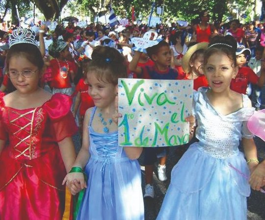 Niños en Primero de Mayo