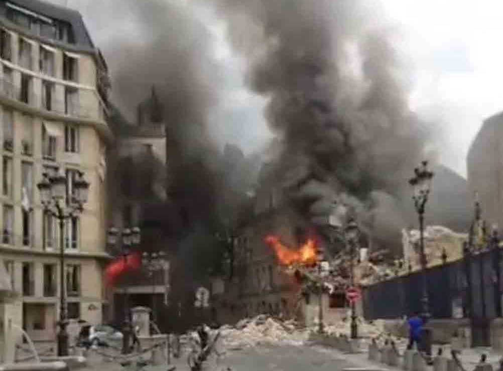 Explosión en la capital francesa