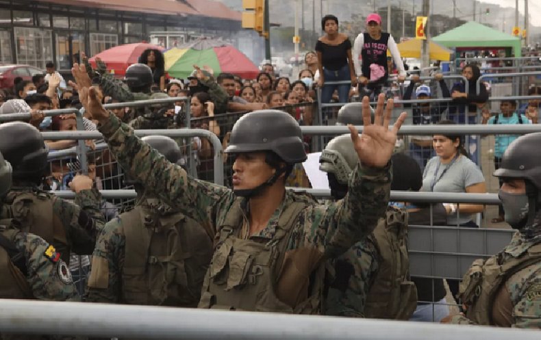 Motines carcelarios sacuden a Ecuador