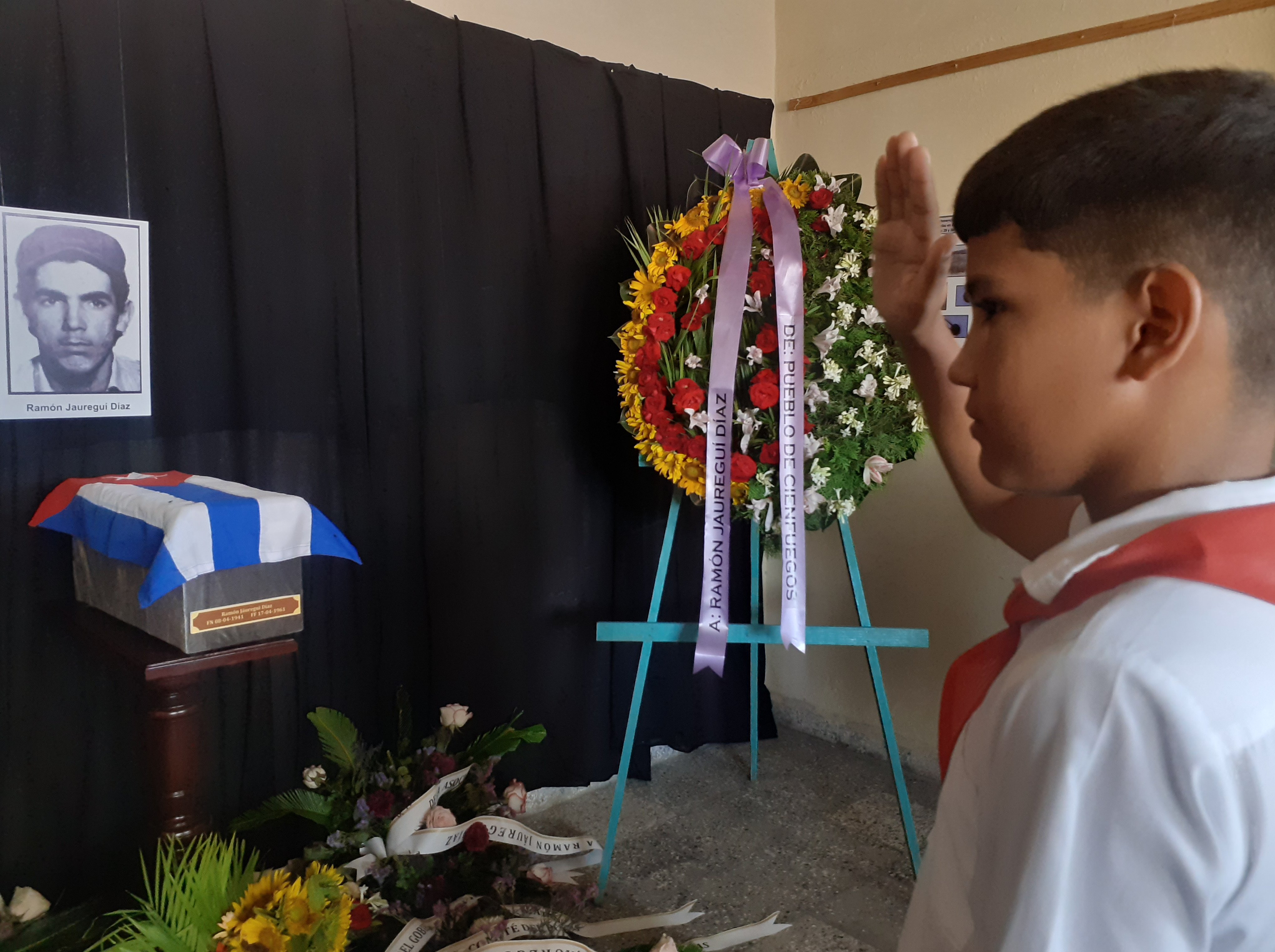 Los pioneros de Caunao rindieron tributo a Ramón Jaureguí Díaz, héroe de la comunidad