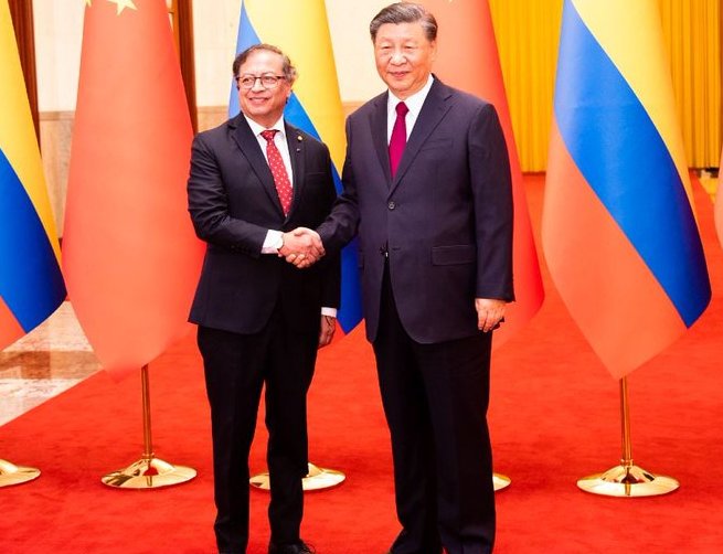 Encuentro del presidente colombiano, Gustavo Petro, con Xi Jinping