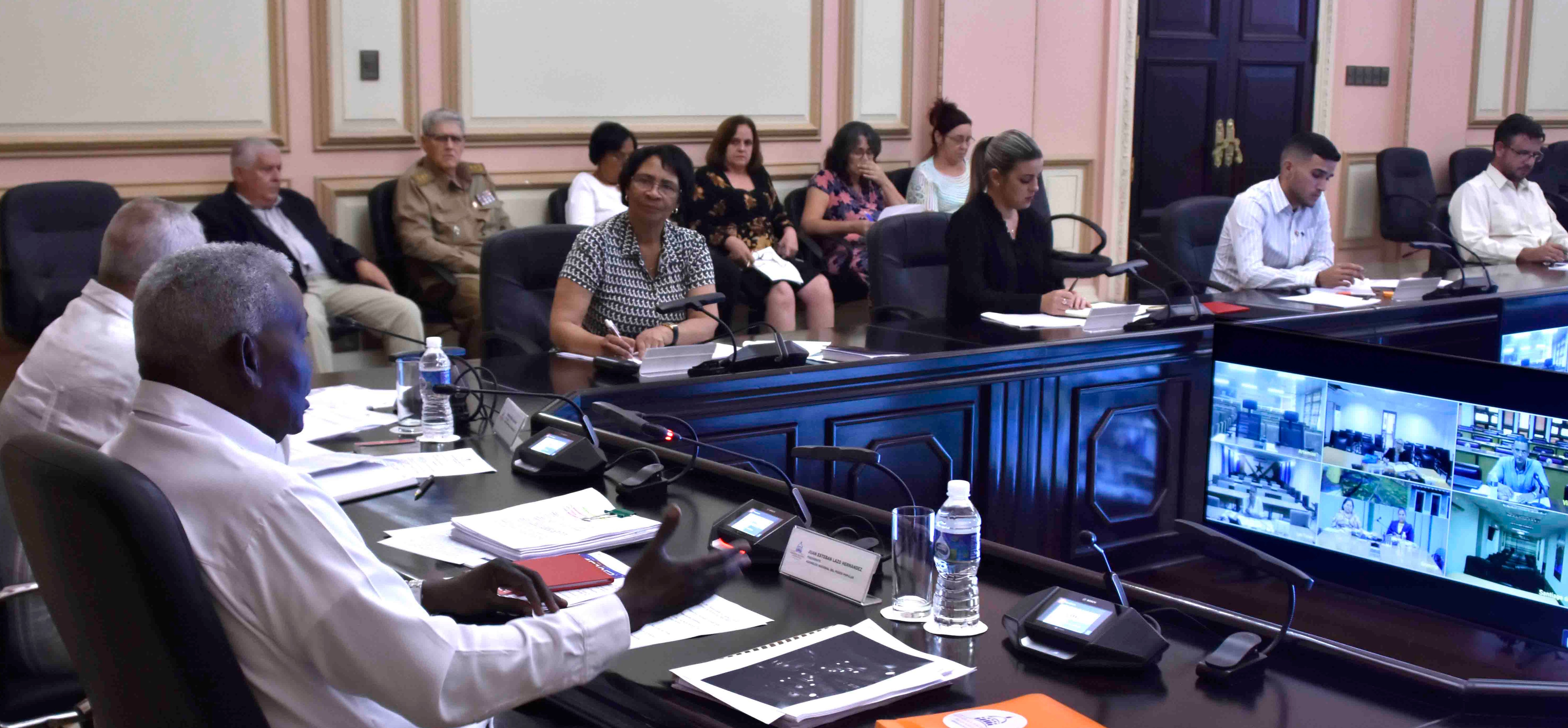 Sesión ordinaria del Consejo de Estado, encabezada por su Presidente Esteban Lazo Hernández.