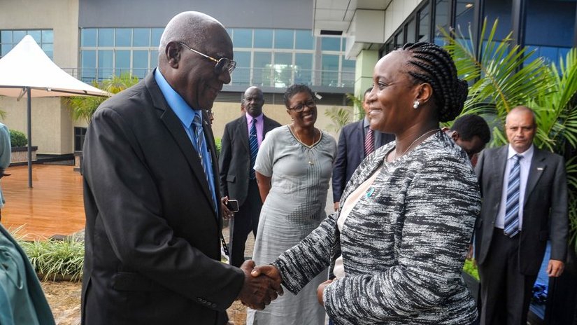 Visita de vicepresidente Salvador Valdés Mesa a Ruanda.jpg