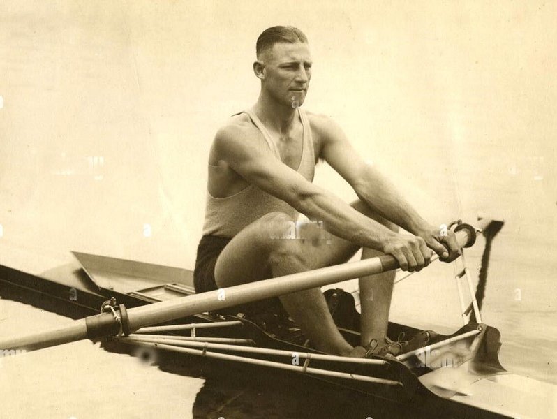 El remero australiano Henry Pearce